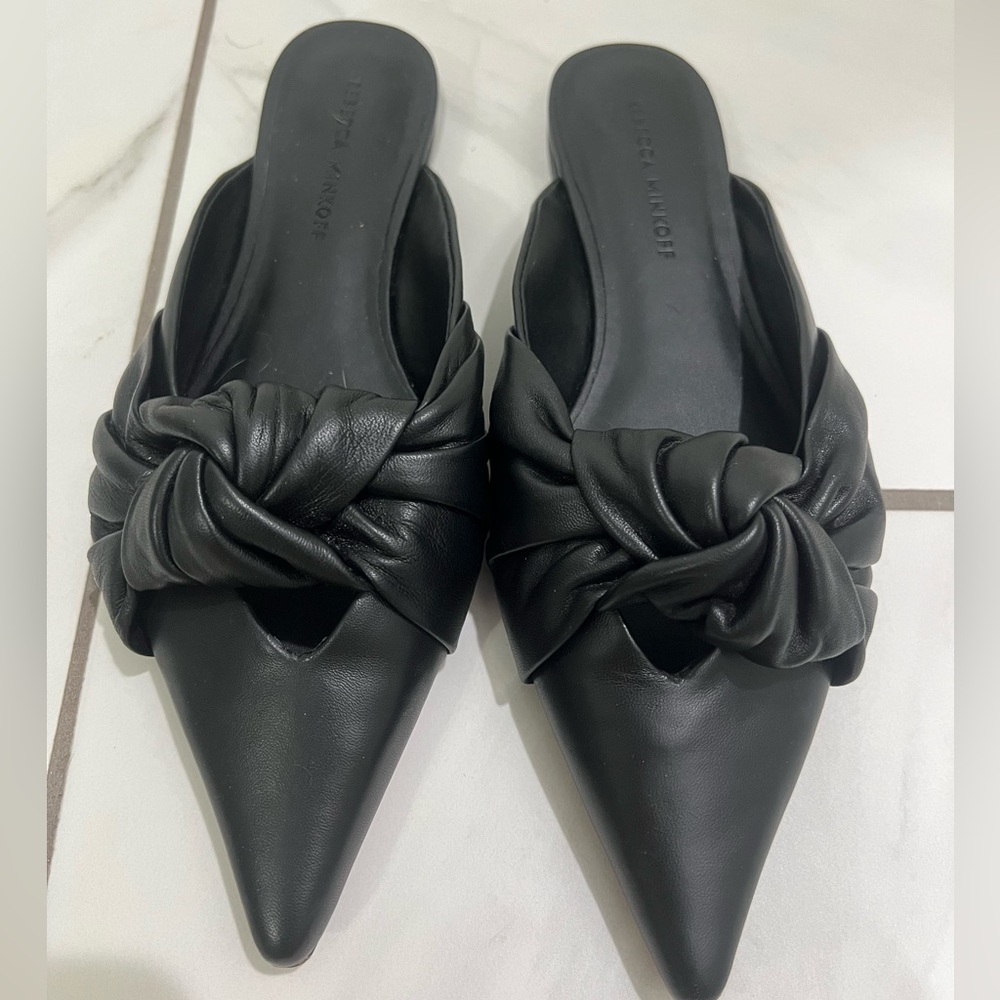 WORN ONCE! Black Rebecca Minkoff Size 8 Alexis knotted slide